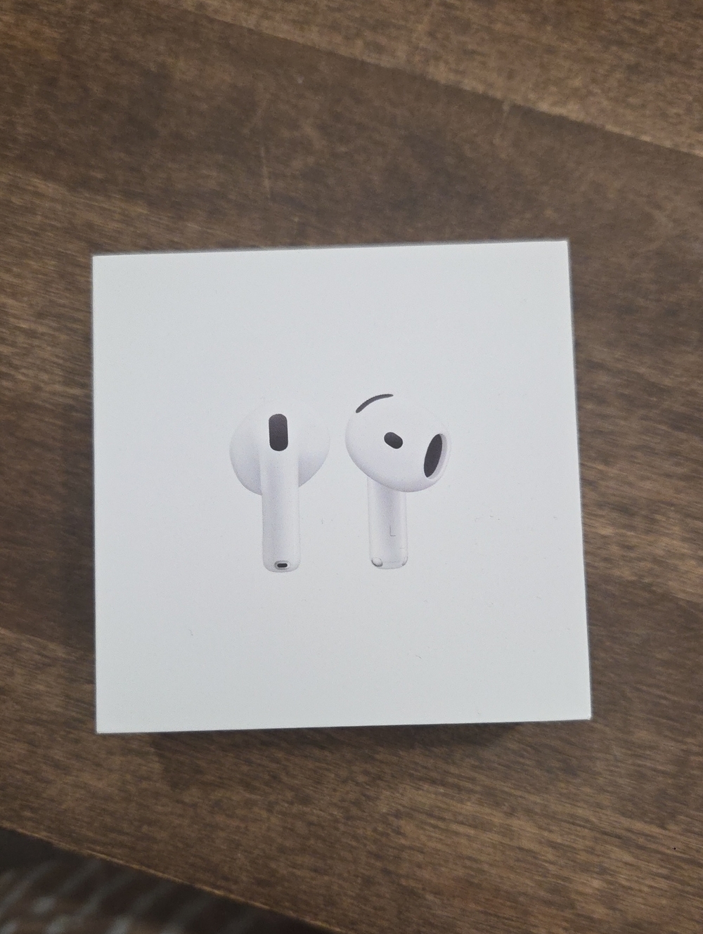 Apple AirPods 4 White Wireless Earbuds with Charging Case